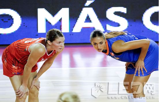 迈锐光电P16 SMD球场屏助力西班牙女子篮球