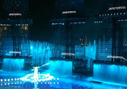 广州亚运会开幕式奇景 LED人体艺术现身,解决方案--华强电子网