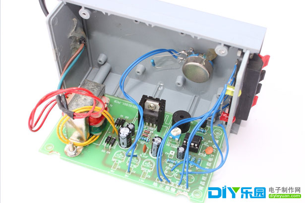 用LM317制作多功能可调电源