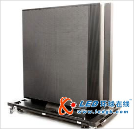 三菱和Audipack展示LED显示器快速安装系统