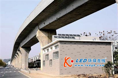 【武汉】武汉建成首座太阳能公厕 光照5小时用10天