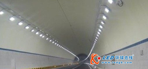 Philips Lumileds Press:LUXOEN LEDs 辉耀广州塔