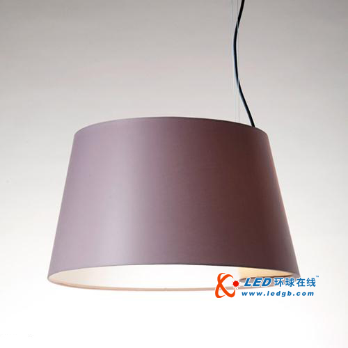 颇偏的LED吊灯