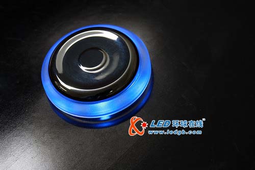Lumex推出全新TransBrite 光管系列用于通信设备