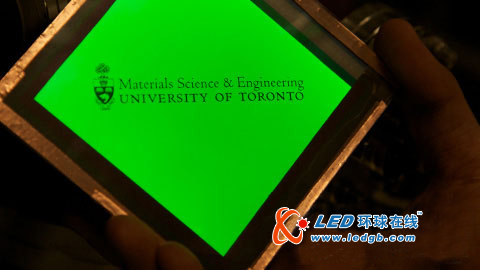 多伦多大学利用氯提升OLED效率
