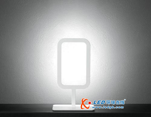 告别传统超越现在的LED台灯
