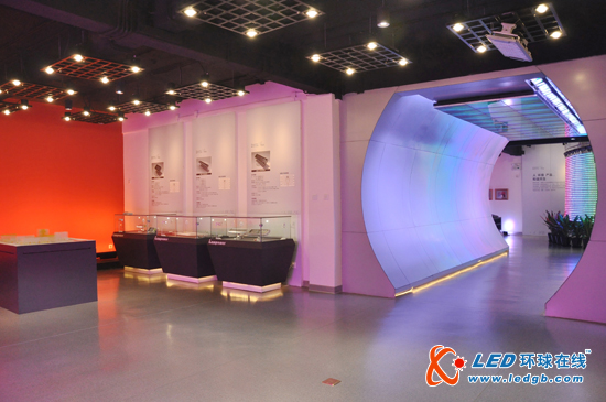 朗波尔光照美好生活