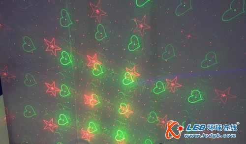 舞台激光灯营造梦幻气氛