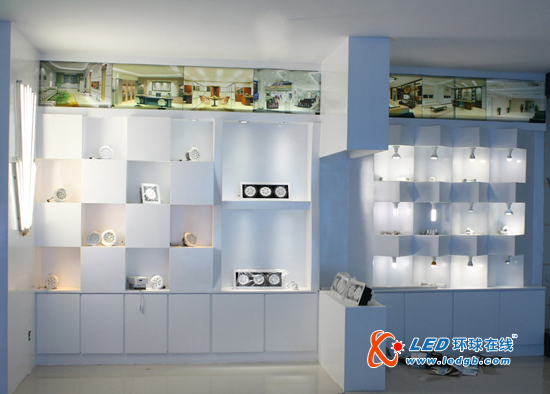 【常州】热烈庆祝常州自由之光加盟店隆重开业