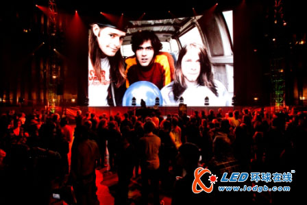 西雅图音乐体验馆采用巴可 LED 显示屏