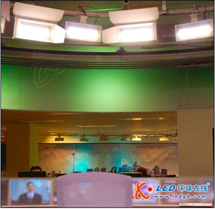 加拿大新闻演播室采用LED照明实现精确颜色控制