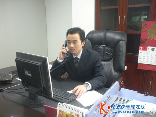 中祥创新陈功：超薄 节能 稳定引导LED屏新潮流