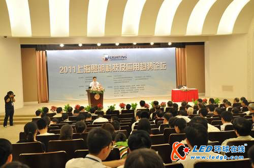 【上海】LED灯蓝光成分多不利视力