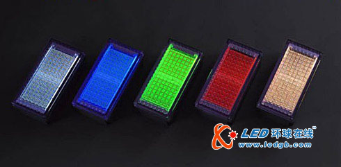 达拉斯17Seventeen:会发光的太阳能地砖(图)