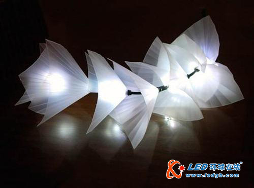 纯洁的发光LED花灯