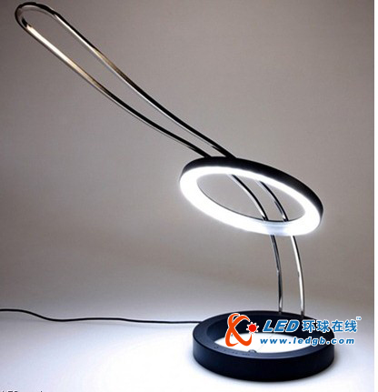 滑动的磁力悬浮LED台灯