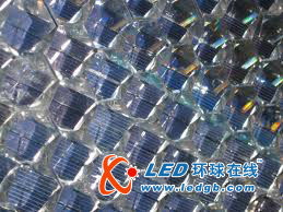 以色列推出建筑用蜂巢太阳能电池