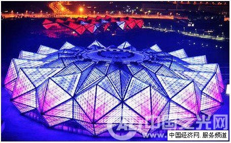 96万颗LED演绎的光艺术