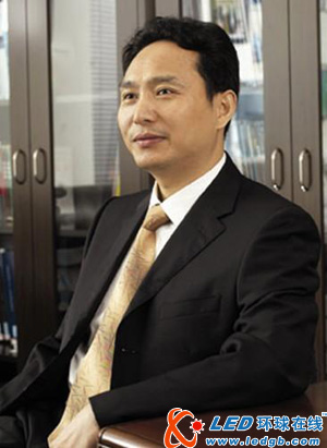 史福特史杰先生荣获“2003—2011中国LED先锋人物”