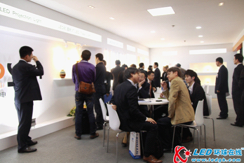 广州LED展首日 艾比森光电迎来大批客户