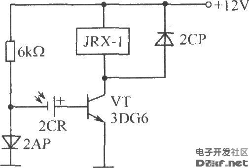 硅光电池组成的光控开关电路