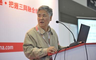 王兆安教授不仅吸引了来参观的观众