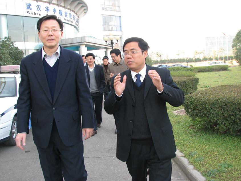 科技部副部长李学勇调研华中数控