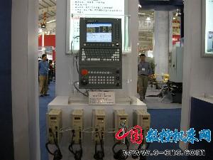 国产优秀数控系统夺目渖阳制博会