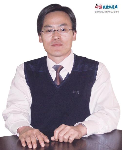 龙凤祥老总_龙凤祥手镯(2)