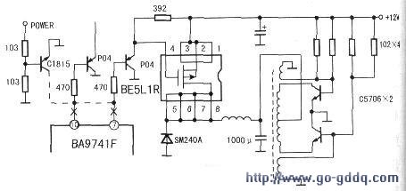 联想LXH-GJ123型液晶显示器,开机图像一闪之