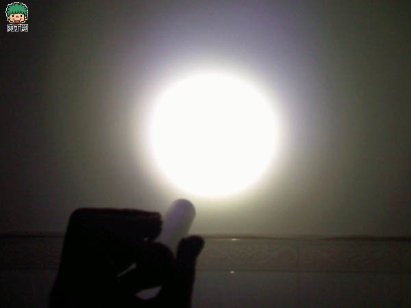 高亮LED手电筒的自制