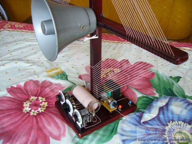 最简单的收音机的电路设计与分析