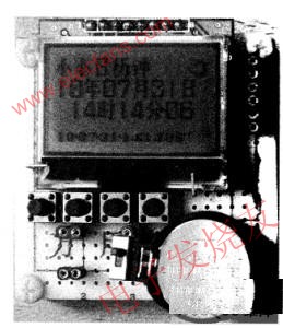 基于无字库12864液晶模块的日历钟设计制作_