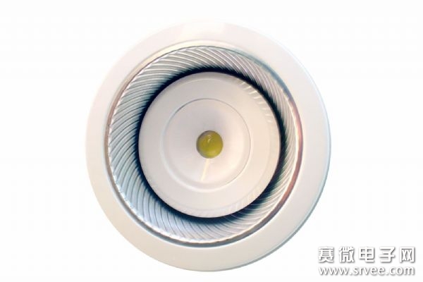 如何达到最佳化散热设计避免LED元件光衰影响